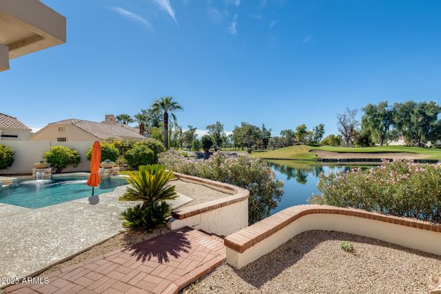 2158 W PENINSULA Circle, Chandler, AZ 85248