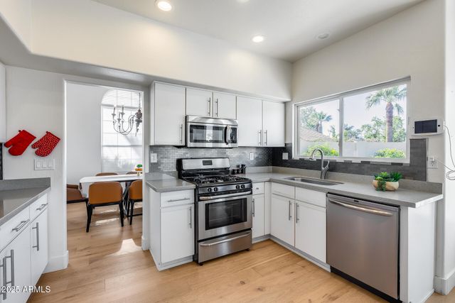 2158 W PENINSULA Circle, Chandler, AZ 85248