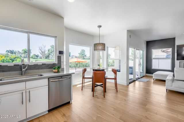 2158 W PENINSULA Circle, Chandler, AZ 85248