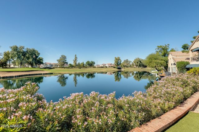 2158 W PENINSULA Circle, Chandler, AZ 85248