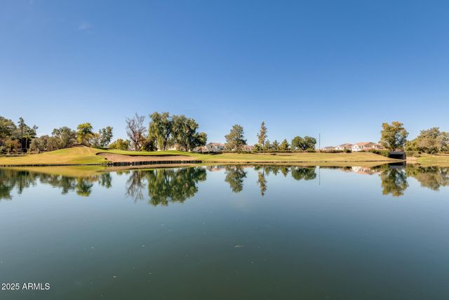 2158 W PENINSULA Circle, Chandler, AZ 85248