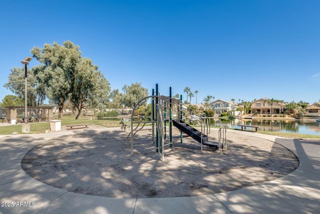 2158 W PENINSULA Circle, Chandler, AZ 85248