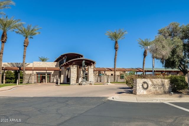 2158 W PENINSULA Circle, Chandler, AZ 85248