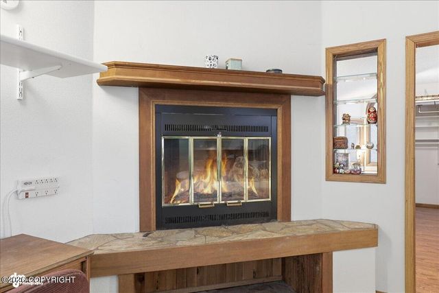 5620 Kallander Avenue, Anchorage, AK 99516