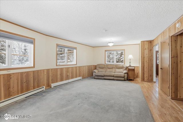 5620 Kallander Avenue, Anchorage, AK 99516