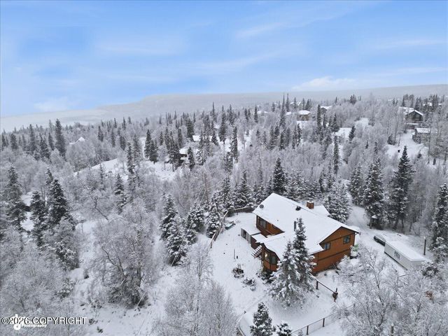 5620 Kallander Avenue, Anchorage, AK 99516