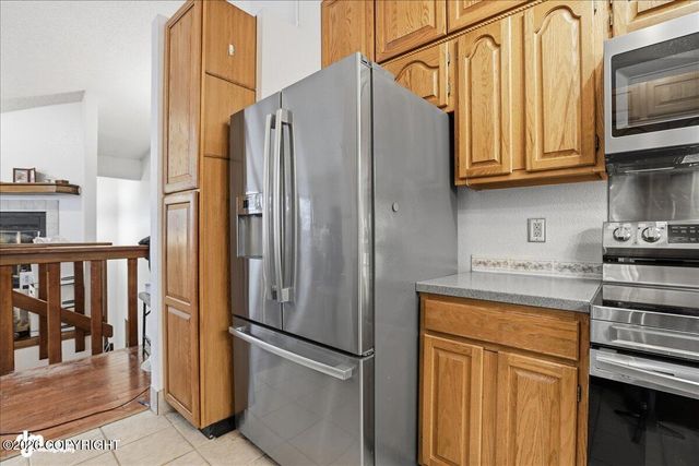 5620 Kallander Avenue, Anchorage, AK 99516