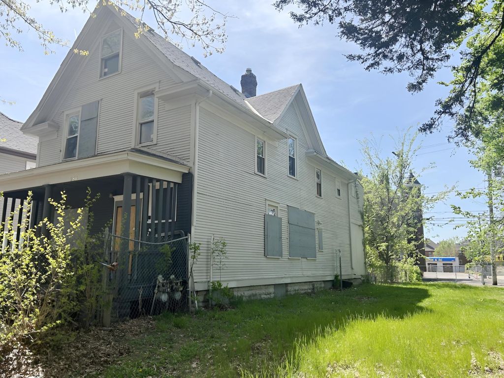 686 Sherburne Avenue, Saint Paul, MN 55104 — photo 2