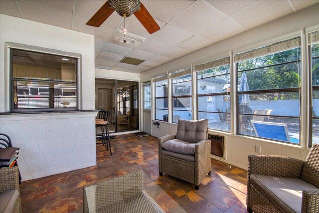 9428 LAURA ANNE DRIVE, Seminole, FL 33776