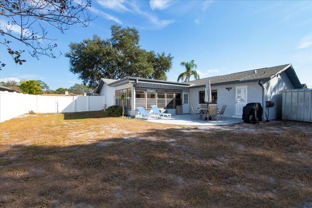 9428 LAURA ANNE DRIVE, Seminole, FL 33776