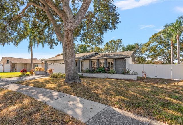 9428 LAURA ANNE DRIVE, Seminole, FL 33776