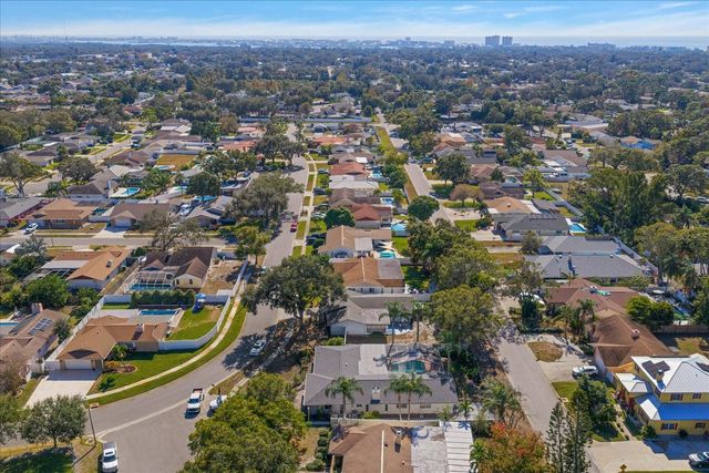 9428 LAURA ANNE DRIVE, Seminole, FL 33776