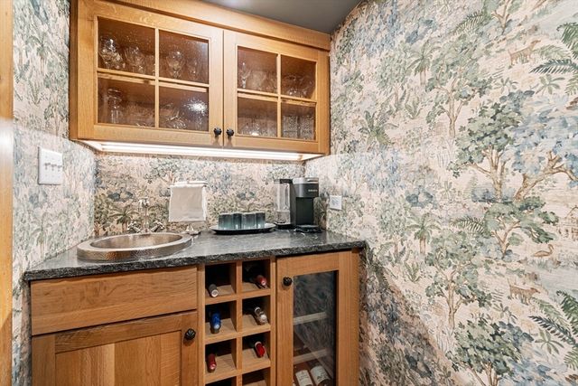 34 Miles River Road, Hamilton, MA 01982