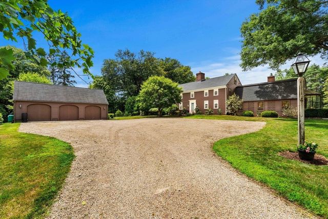 34 Miles River Road, Hamilton, MA 01982