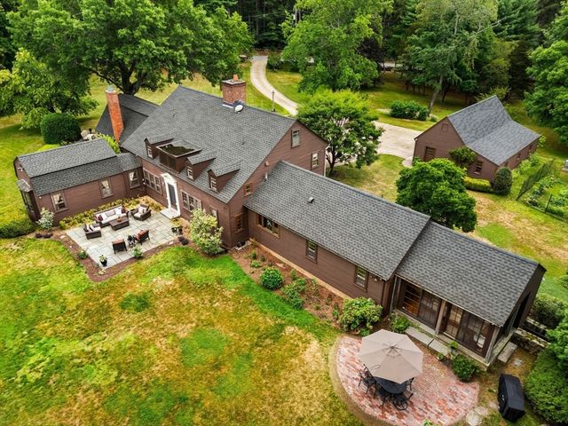 34 Miles River Road, Hamilton, MA 01982