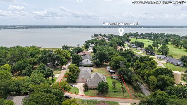 10776 Legg Drive, Kemp, TX 75143