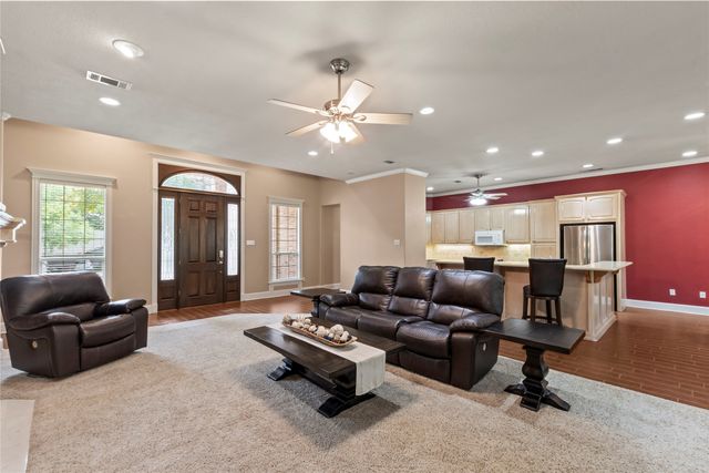 10776 Legg Drive, Kemp, TX 75143