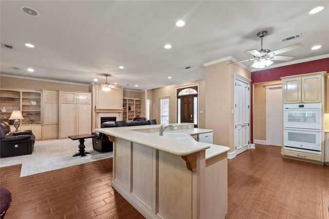 10776 Legg Drive, Kemp, TX 75143