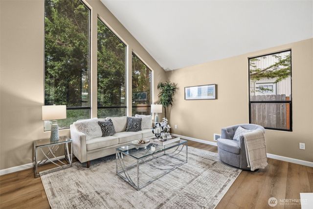 19532 135th Avenue SE, Renton, WA 98058