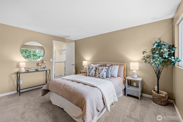 19532 135th Avenue SE, Renton, WA 98058