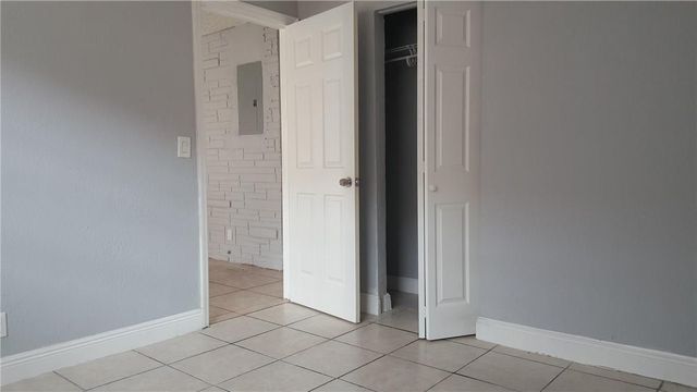 704 NW 4th Street 2, Hallandale Beach, FL 33009