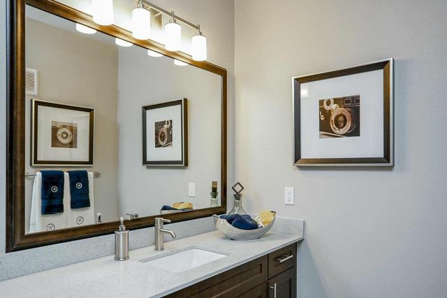 2033 S Gessner Road 2210, Houston, TX 77063