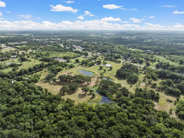 107 S Highway 14, Wortham, TX 76693