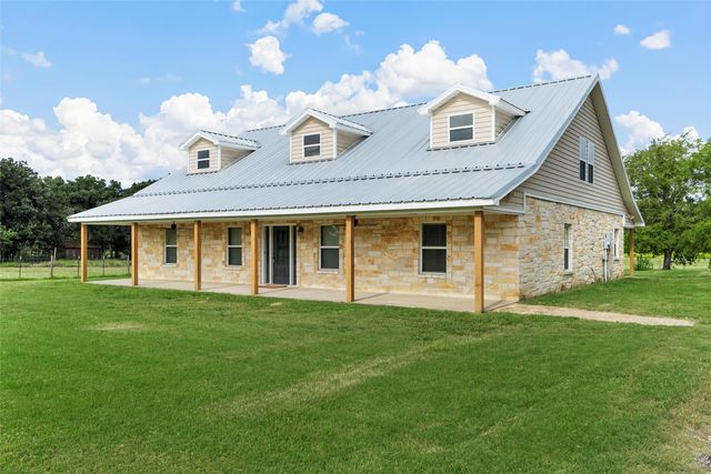 107 S Highway 14, Wortham, TX 76693