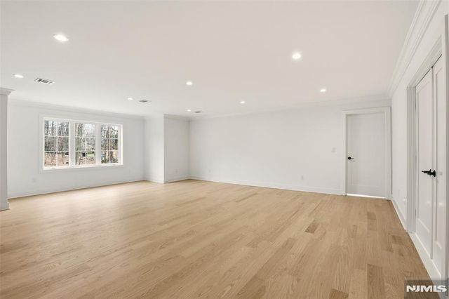 26 Huff Terrace, Montvale, NJ 07645