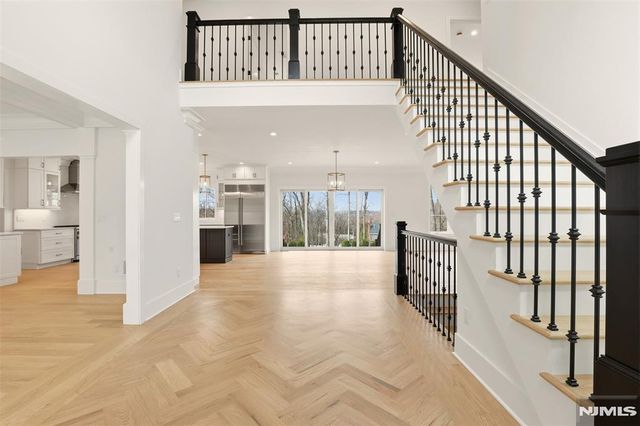 26 Huff Terrace, Montvale, NJ 07645