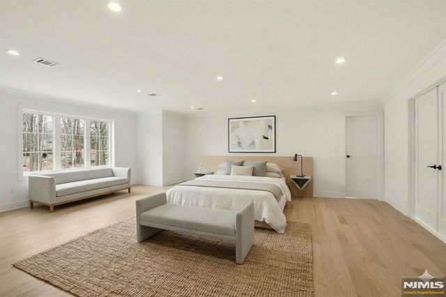 26 Huff Terrace, Montvale, NJ 07645