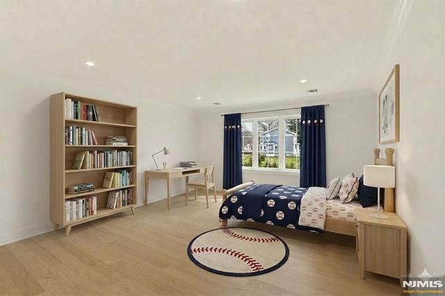 26 Huff Terrace, Montvale, NJ 07645