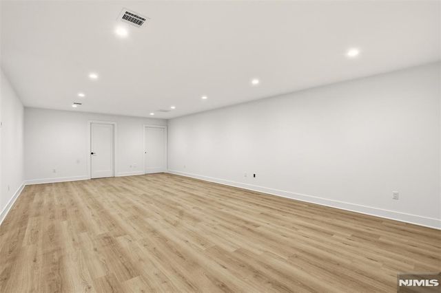 26 Huff Terrace, Montvale, NJ 07645