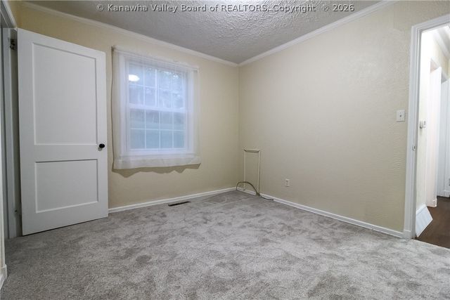 1010 Ridge Drive, South Charleston, WV 25309