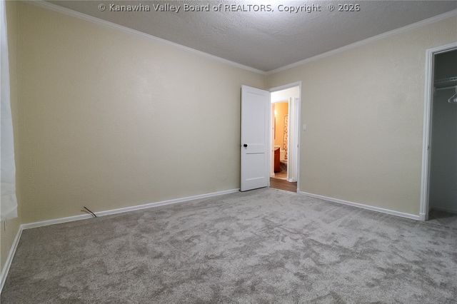 1010 Ridge Drive, South Charleston, WV 25309