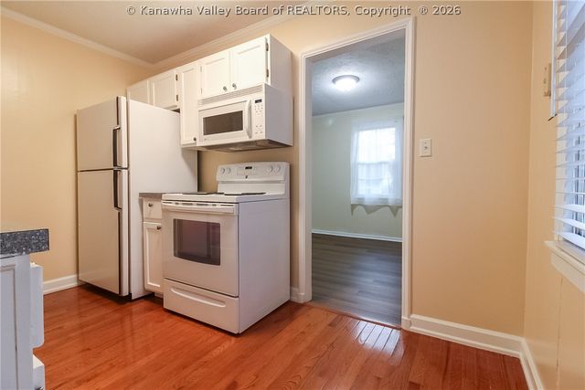 1010 Ridge Drive, South Charleston, WV 25309