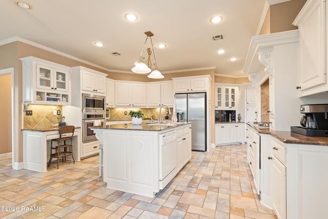 112 Lockeport Circle, Lafayette, LA 70508