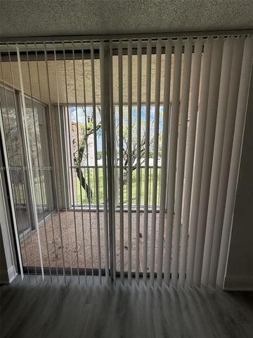 19729 SW 114th Ave 251, Miami, FL 33157