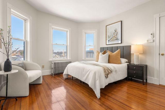 14 Forest Hills Street 3, Boston, MA 02130