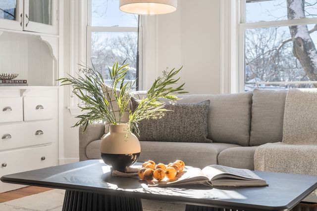 14 Forest Hills Street 3, Boston, MA 02130