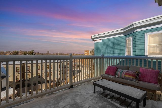 14 Forest Hills Street 3, Boston, MA 02130