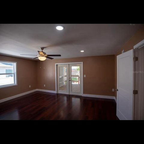 1329 34TH AVENUE N, St Petersburg, FL 33704