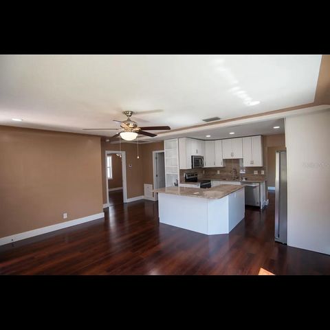 1329 34TH AVENUE N, St Petersburg, FL 33704