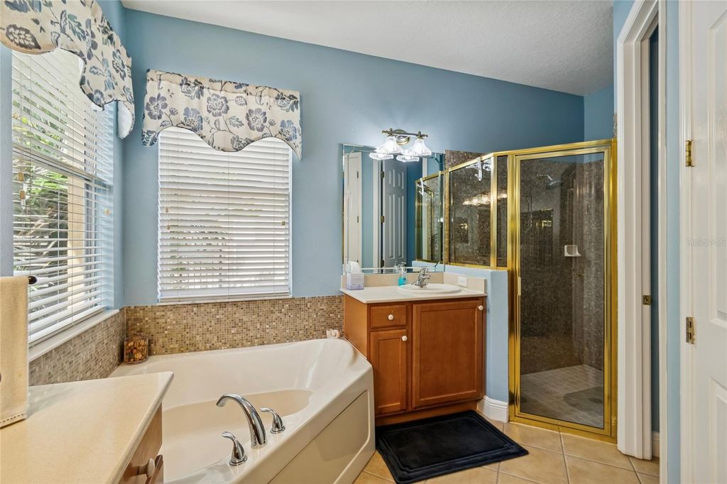 Image 33 of property listing at 722 PORTOFINO DR, Poinciana, FL 34759