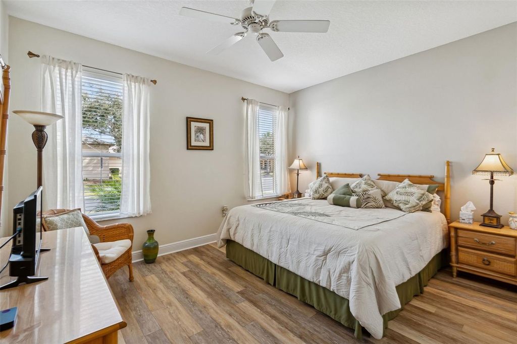 Image 37 of property listing at 722 PORTOFINO DR, Poinciana, FL 34759