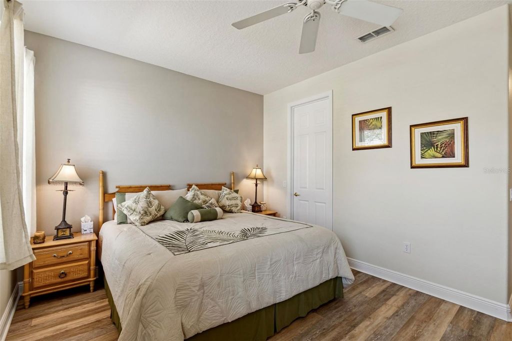 Image 38 of property listing at 722 PORTOFINO DR, Poinciana, FL 34759