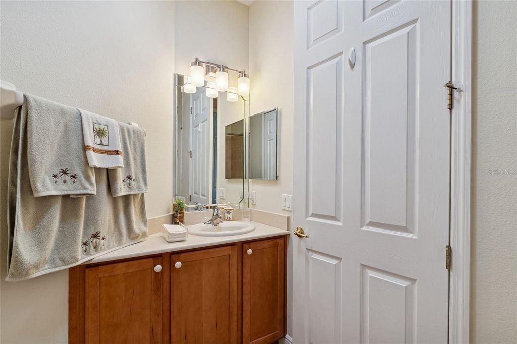 Image 41 of property listing at 722 PORTOFINO DR, Poinciana, FL 34759