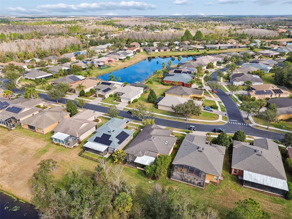 Image 55 of property listing at 722 PORTOFINO DR, Poinciana, FL 34759