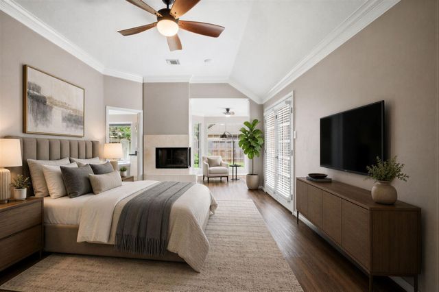 1127 Glendale Drive, Sugar Land, TX 77479