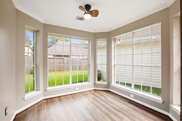 1127 Glendale Drive, Sugar Land, TX 77479